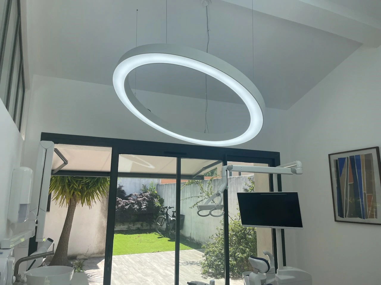 we connect electricien toulon